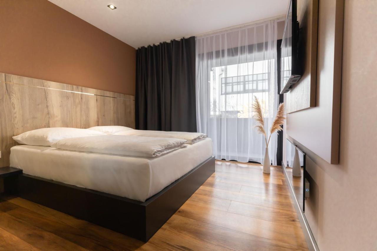 24Seven Hotel Schwabach Exterior photo